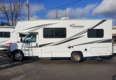 Motorhomes: 2021 Coachmen Freelander